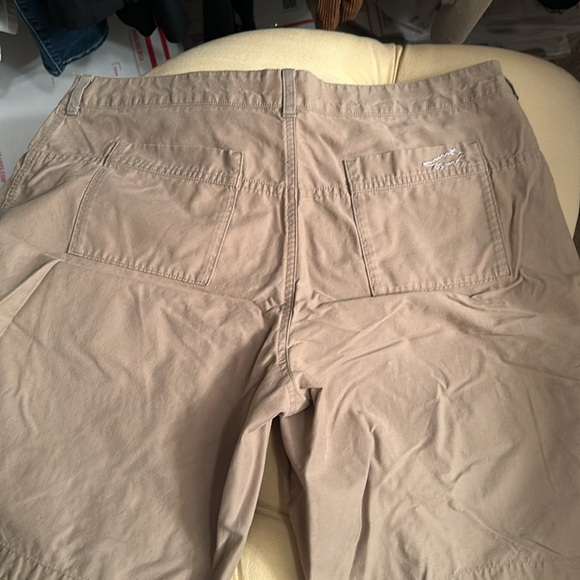 Horny Toad hiking shorts. Size 14. Khaki. - Picture 5 of 5